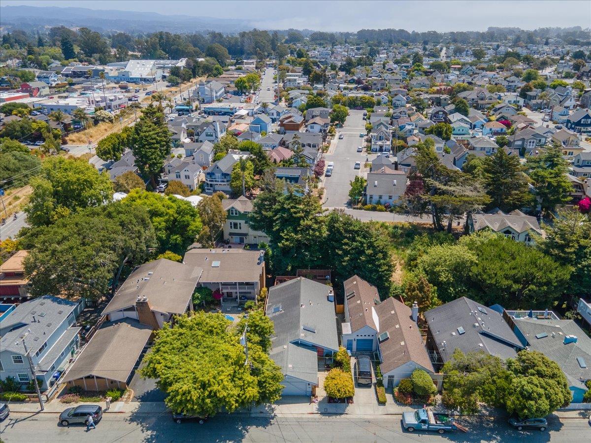 Detail Gallery Image 37 of 45 For 224 Pilkington Ave, Santa Cruz,  CA 95062 - 3 Beds | 3 Baths