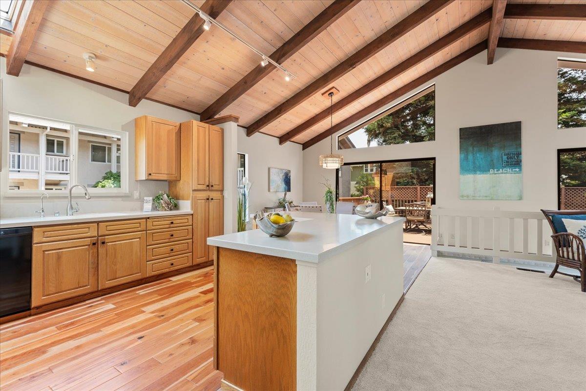 Detail Gallery Image 7 of 45 For 224 Pilkington Ave, Santa Cruz,  CA 95062 - 3 Beds | 3 Baths