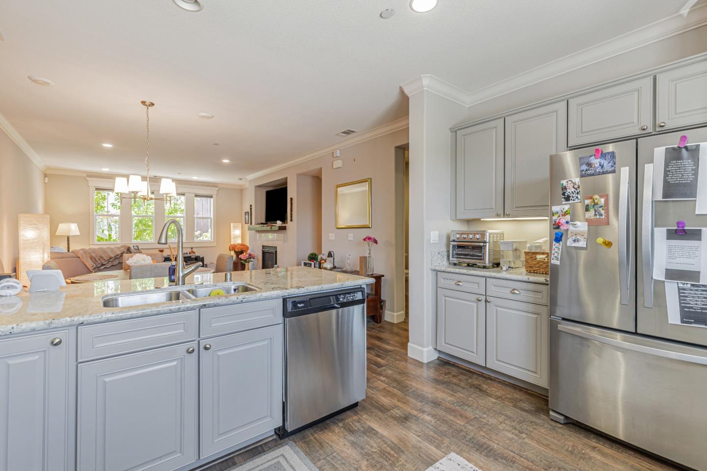 Detail Gallery Image 2 of 34 For 31 Dill Ln, Morgan Hill,  CA 95037 - 3 Beds | 2/1 Baths