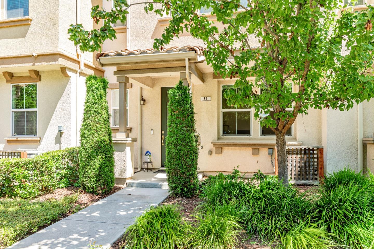 Detail Gallery Image 21 of 34 For 31 Dill Ln, Morgan Hill,  CA 95037 - 3 Beds | 2/1 Baths