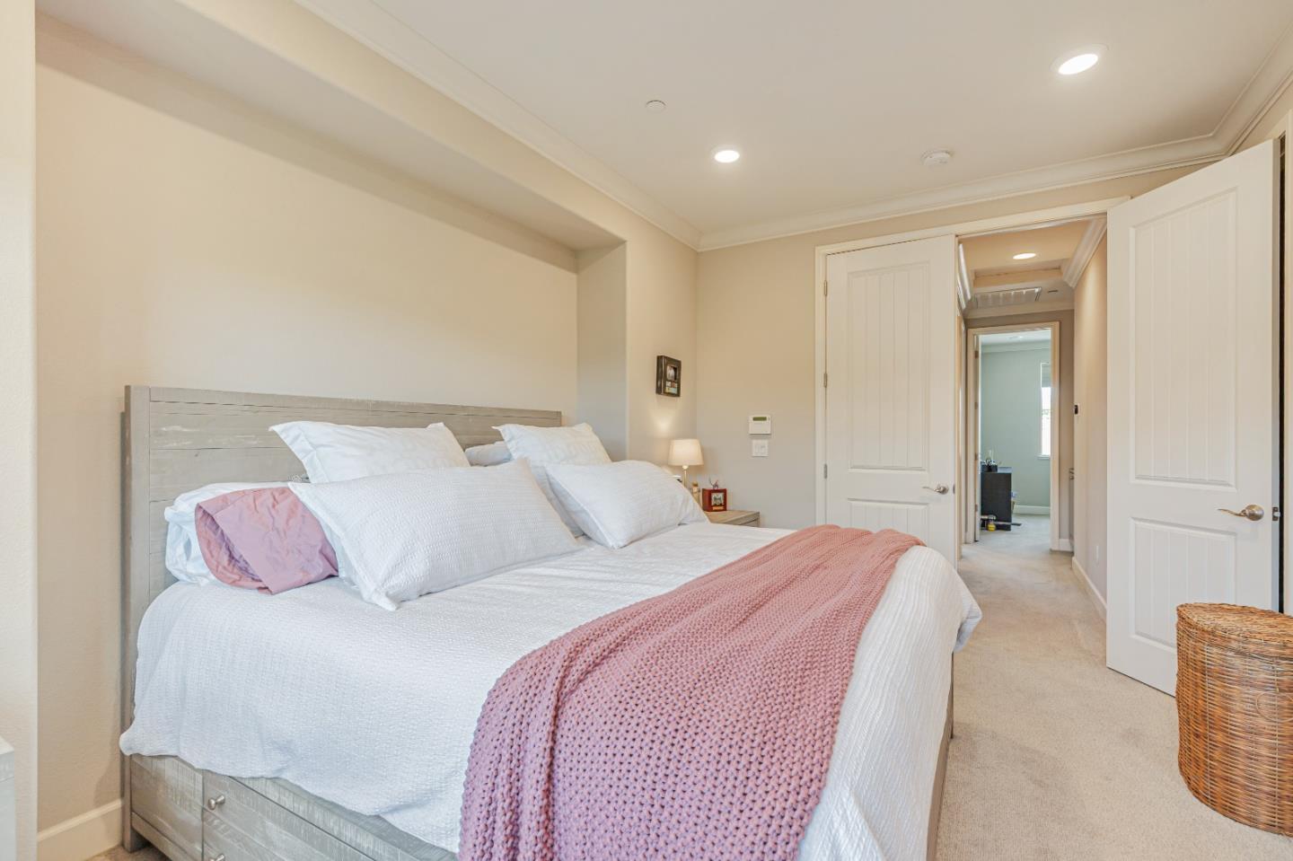 Detail Gallery Image 26 of 34 For 31 Dill Ln, Morgan Hill,  CA 95037 - 3 Beds | 2/1 Baths