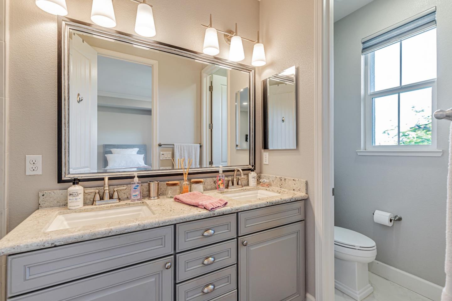 Detail Gallery Image 31 of 34 For 31 Dill Ln, Morgan Hill,  CA 95037 - 3 Beds | 2/1 Baths