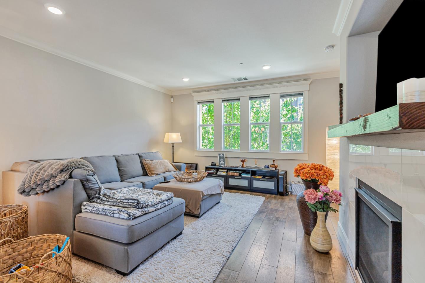 Detail Gallery Image 7 of 34 For 31 Dill Ln, Morgan Hill,  CA 95037 - 3 Beds | 2/1 Baths