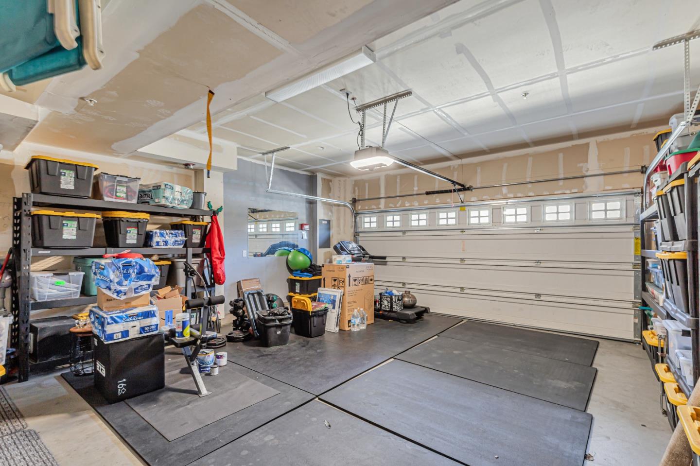 Detail Gallery Image 8 of 34 For 31 Dill Ln, Morgan Hill,  CA 95037 - 3 Beds | 2/1 Baths