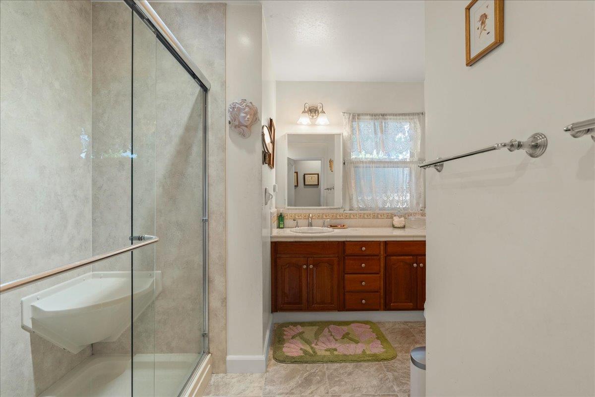 Detail Gallery Image 13 of 15 For 1829 Cabana Dr, San Jose,  CA 95125 - 3 Beds | 1/1 Baths
