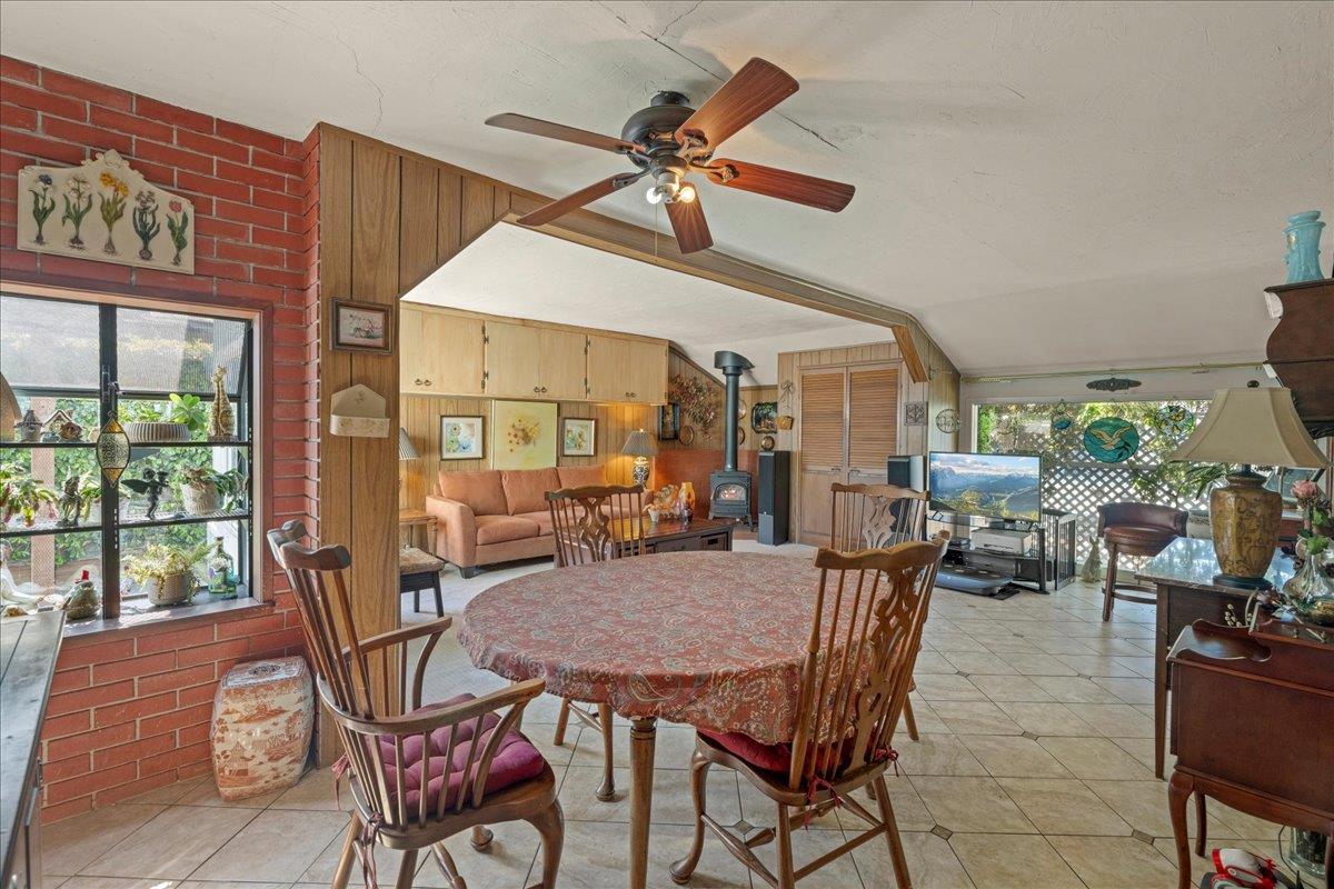 Detail Gallery Image 5 of 15 For 1829 Cabana Dr, San Jose,  CA 95125 - 3 Beds | 1/1 Baths