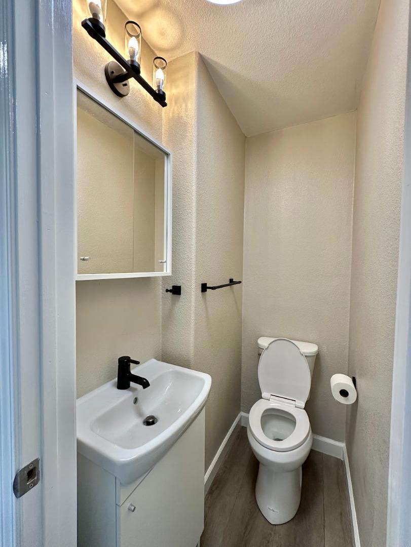 Detail Gallery Image 15 of 23 For 364 Sequoia St, Salinas,  CA 93906 - 3 Beds | 1/1 Baths