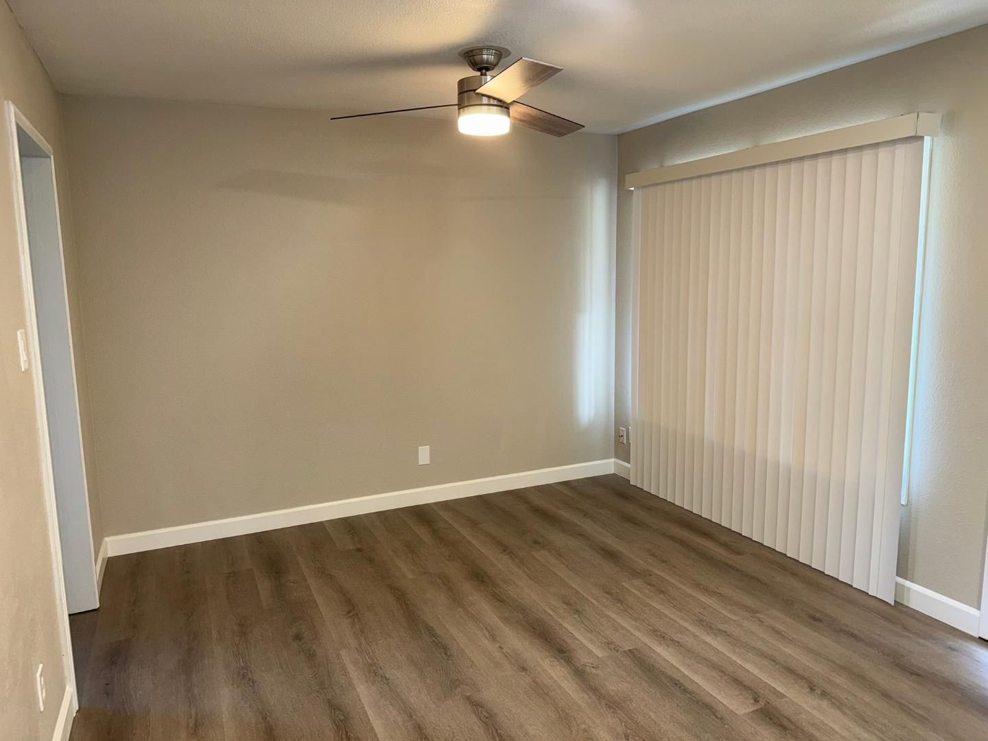 Detail Gallery Image 7 of 23 For 364 Sequoia St, Salinas,  CA 93906 - 3 Beds | 1/1 Baths