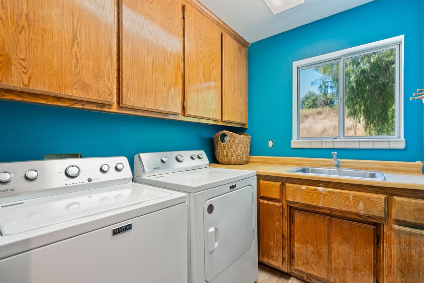 Detail Gallery Image 24 of 61 For 695 Hospital Rd, Hollister,  CA 95023 - 4 Beds | 3 Baths