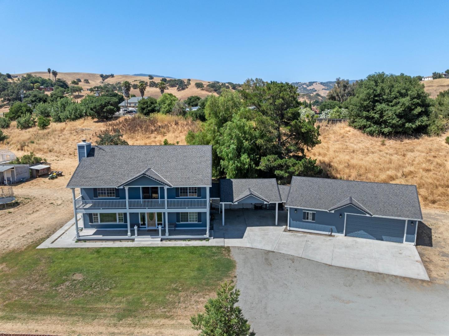 Detail Gallery Image 54 of 61 For 695 Hospital Rd, Hollister,  CA 95023 - 4 Beds | 3 Baths