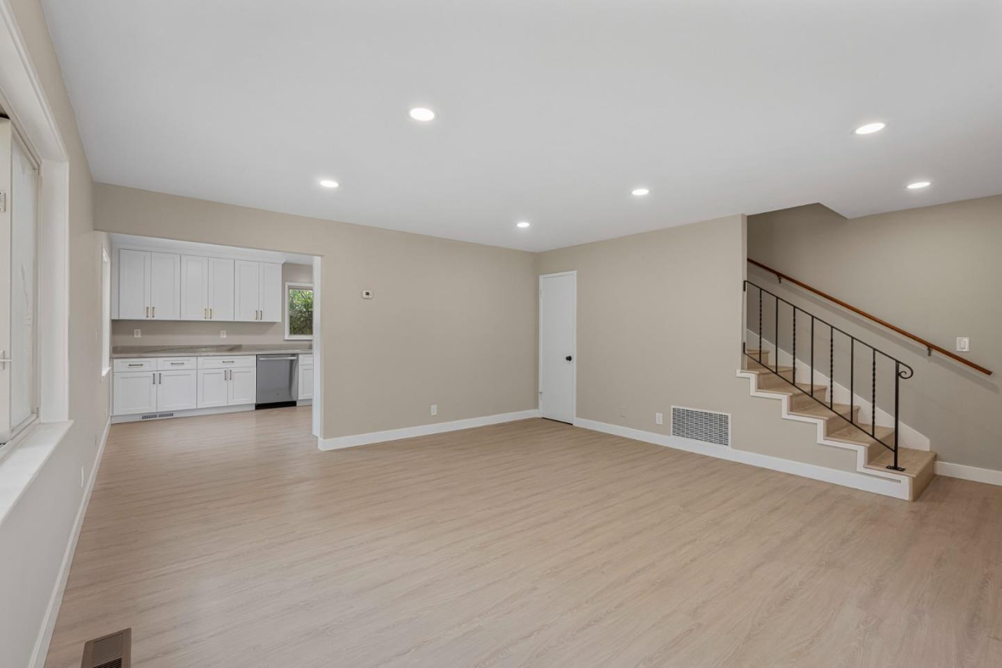 Detail Gallery Image 9 of 56 For 620-624 Mcclellan Ave, Monterey,  CA 93940 - – Beds | – Baths