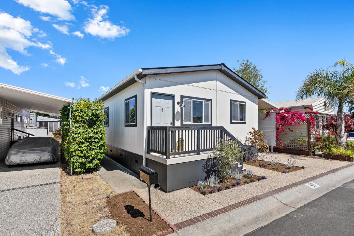 Detail Gallery Image 3 of 34 For 4160 Jade St #90,  Capitola,  CA 95010 - 2 Beds | 2 Baths