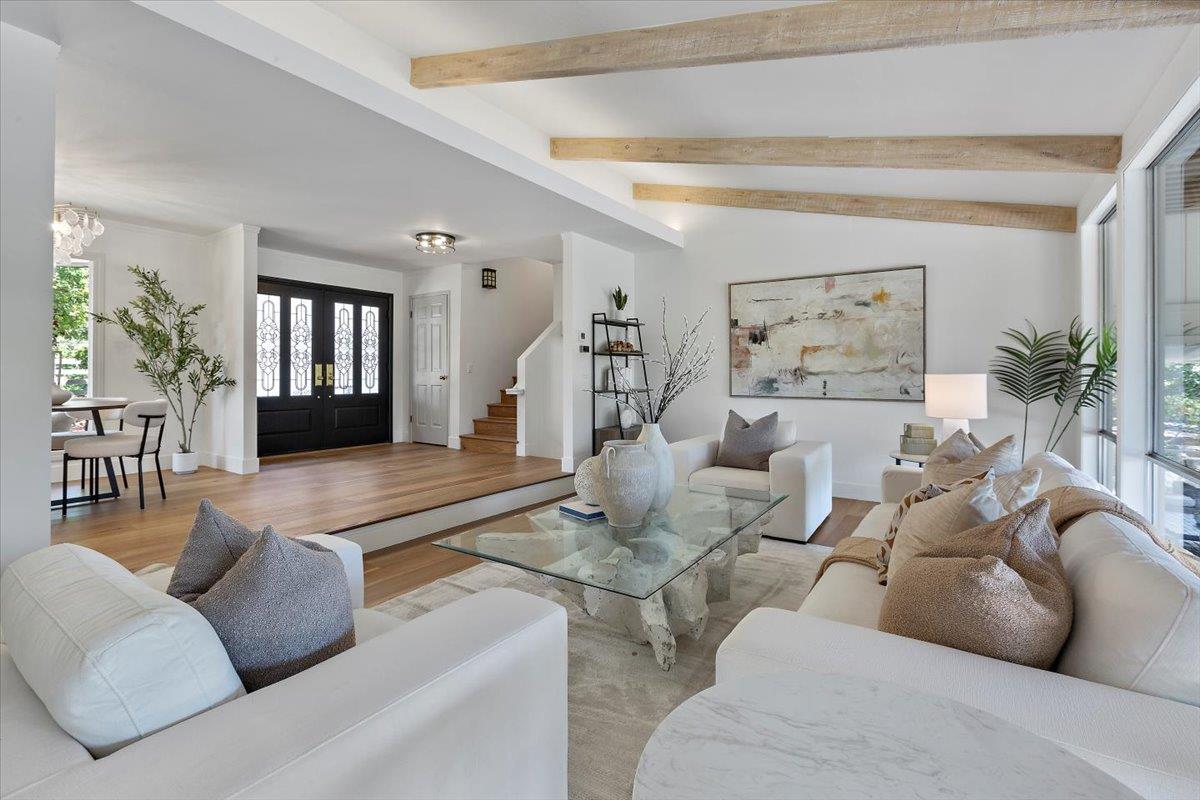 Detail Gallery Image 13 of 78 For 17095 Summit Way, Los Gatos,  CA 95030 - 4 Beds | 3/1 Baths