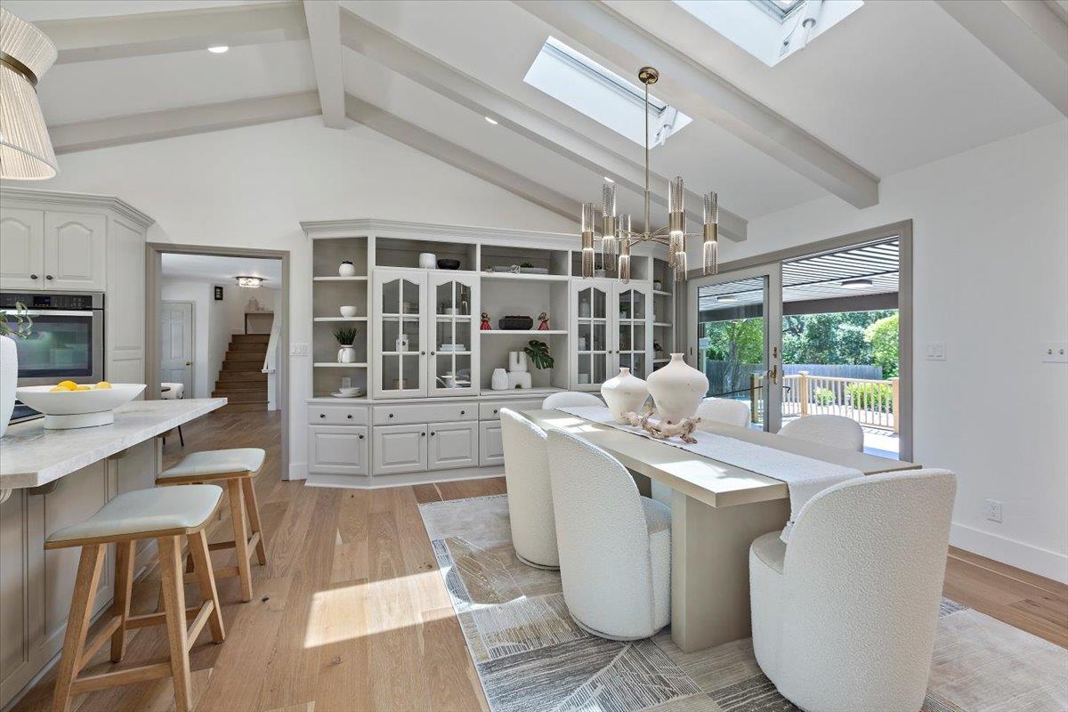 Detail Gallery Image 24 of 78 For 17095 Summit Way, Los Gatos,  CA 95030 - 4 Beds | 3/1 Baths