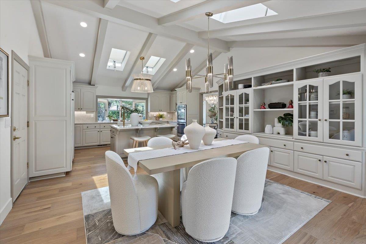 Detail Gallery Image 25 of 78 For 17095 Summit Way, Los Gatos,  CA 95030 - 4 Beds | 3/1 Baths