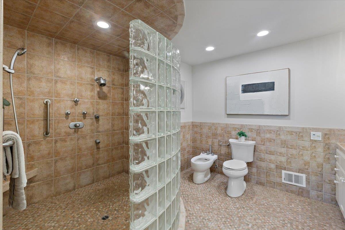 Detail Gallery Image 54 of 78 For 17095 Summit Way, Los Gatos,  CA 95030 - 4 Beds | 3/1 Baths
