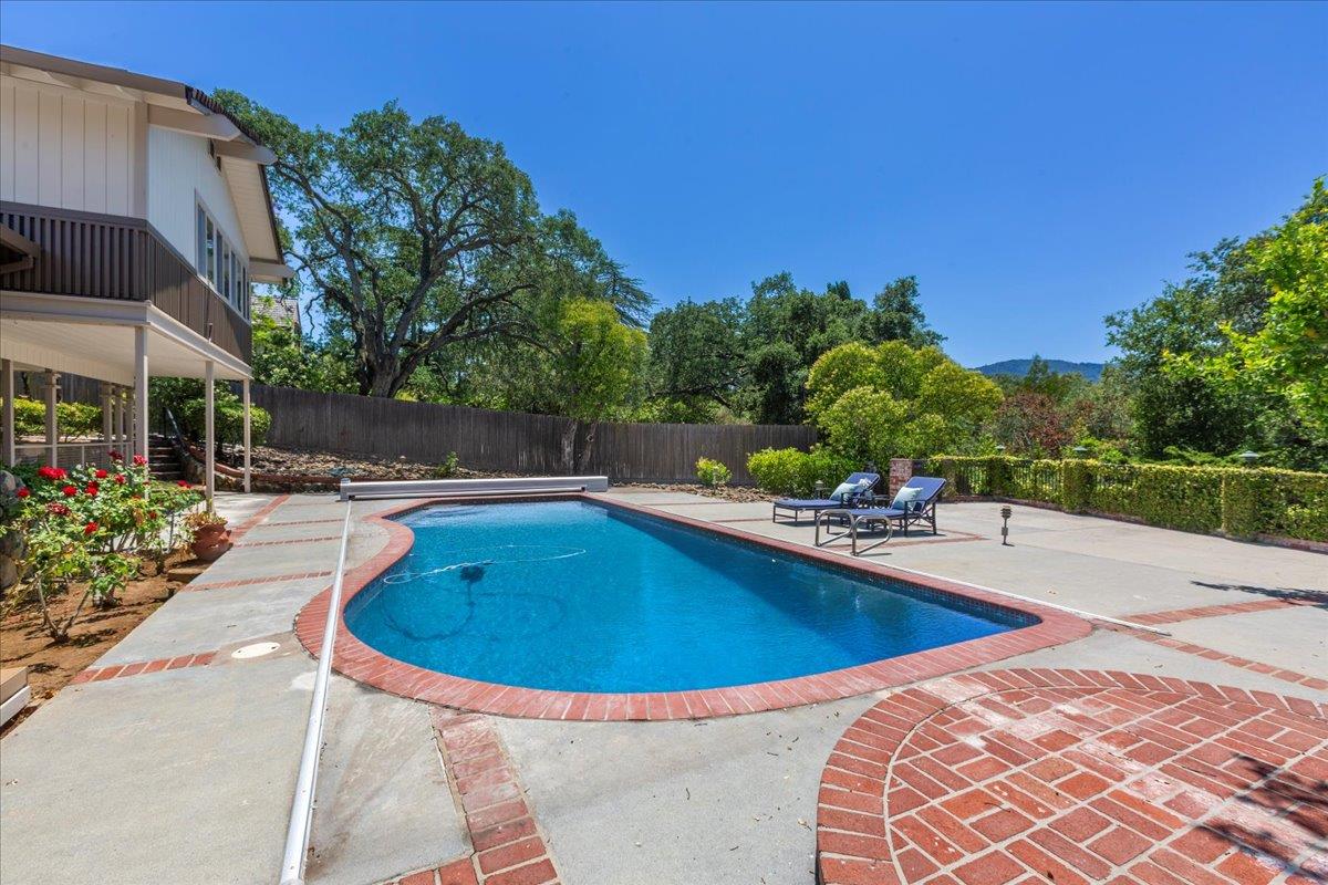 Detail Gallery Image 61 of 78 For 17095 Summit Way, Los Gatos,  CA 95030 - 4 Beds | 3/1 Baths