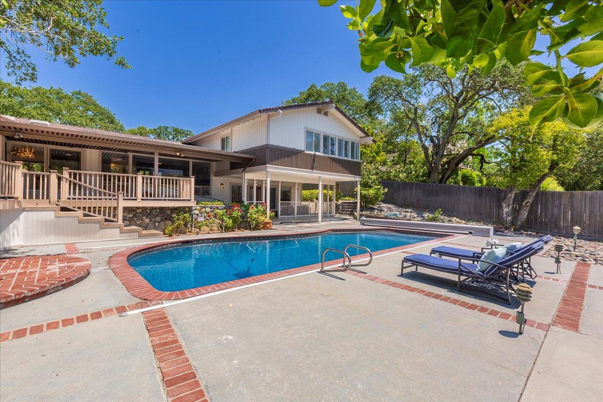 Detail Gallery Image 62 of 78 For 17095 Summit Way, Los Gatos,  CA 95030 - 4 Beds | 3/1 Baths