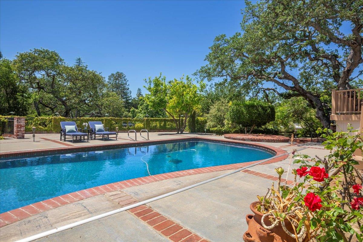 Detail Gallery Image 65 of 78 For 17095 Summit Way, Los Gatos,  CA 95030 - 4 Beds | 3/1 Baths