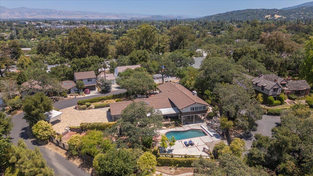 Detail Gallery Image 68 of 78 For 17095 Summit Way, Los Gatos,  CA 95030 - 4 Beds | 3/1 Baths
