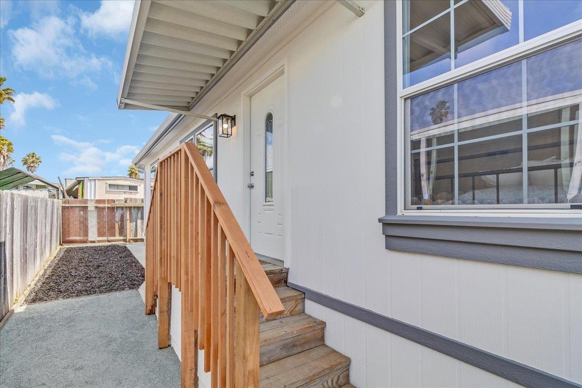 Detail Gallery Image 3 of 38 For 501 S Green Valley Rd #10,  Watsonville,  CA 95076 - 4 Beds | 2 Baths