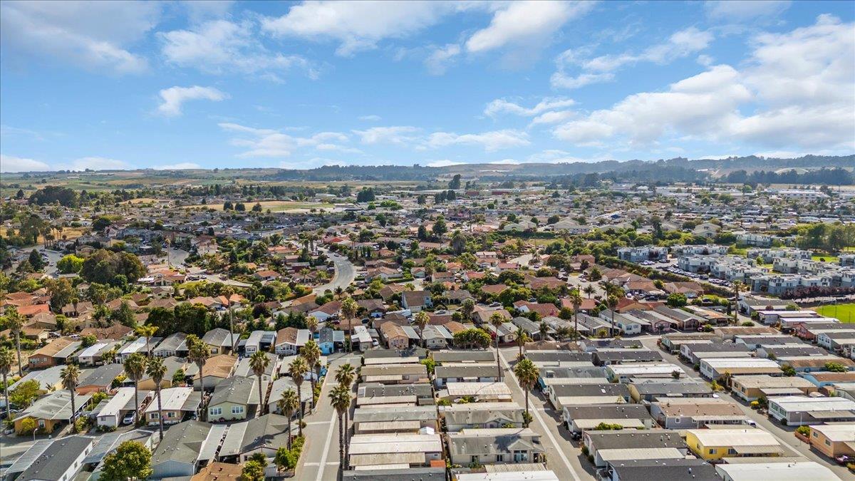 Detail Gallery Image 37 of 38 For 501 S Green Valley Rd #10,  Watsonville,  CA 95076 - 4 Beds | 2 Baths