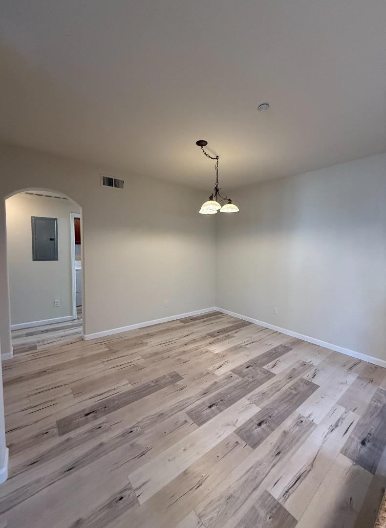 Detail Gallery Image 10 of 23 For 4171 Clarinbridge Cir, Dublin,  CA 94568 - 2 Beds | 2 Baths