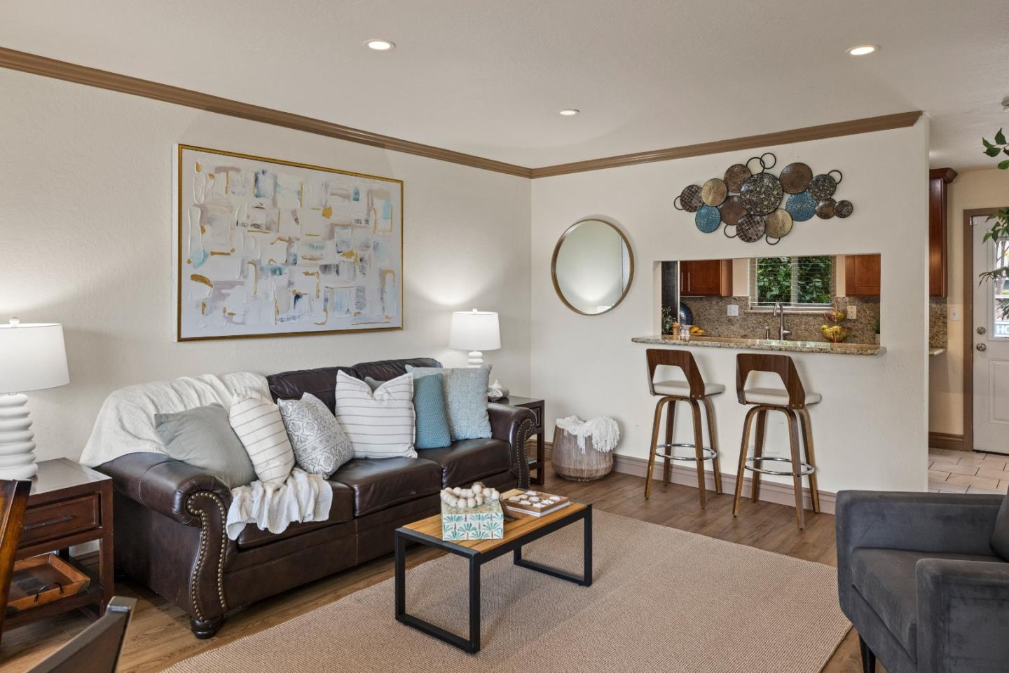 Detail Gallery Image 5 of 17 For 1037 Highland St a,  Seaside,  CA 93955 - 2 Beds | 1/1 Baths