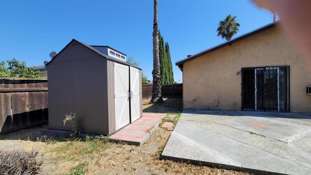 Detail Gallery Image 13 of 16 For 1715 Calle De Plata, San Jose,  CA 95116 - 3 Beds | 2 Baths