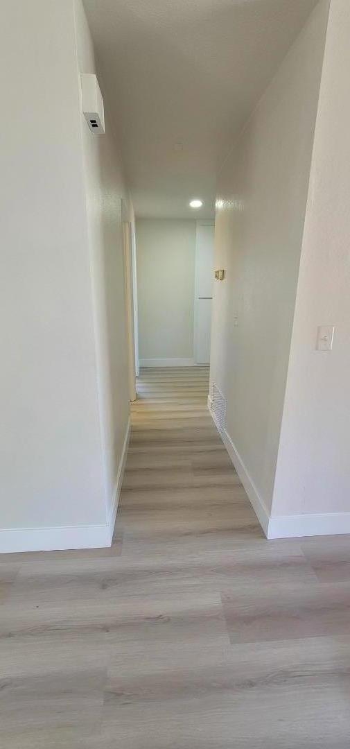 Detail Gallery Image 5 of 11 For 1715 Calle De Plata, San Jose,  CA 95116 - 3 Beds | 2 Baths