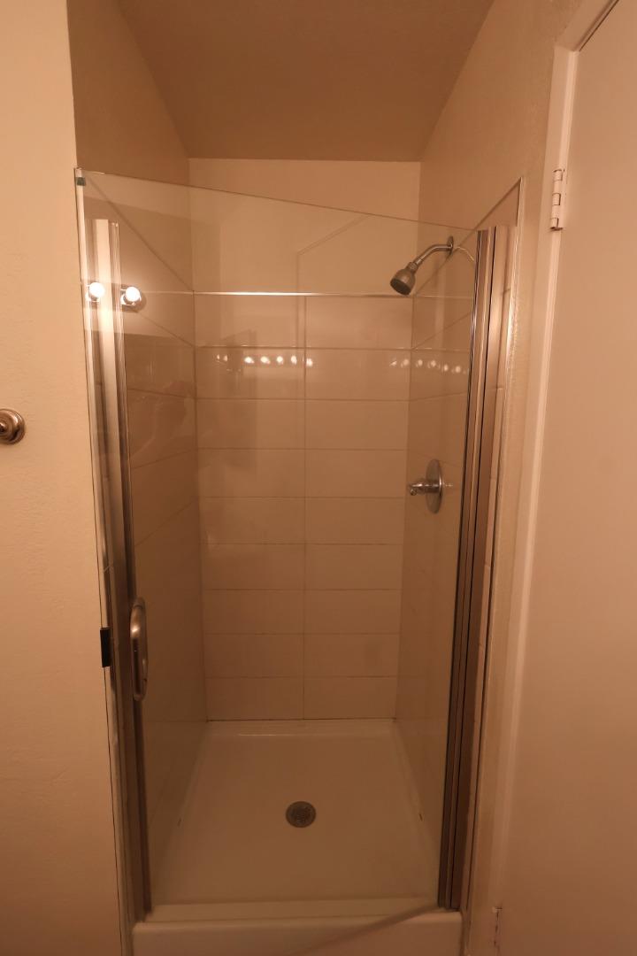 Detail Gallery Image 11 of 15 For 392 Caribe Way, San Jose,  CA 95133 - 2 Beds | 2/1 Baths