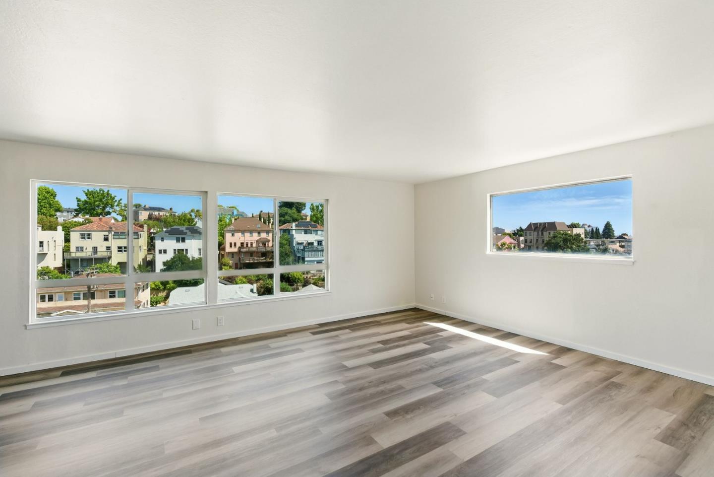 Detail Gallery Image 12 of 25 For 498 Capital St, Oakland,  CA 94610 - – Beds | – Baths