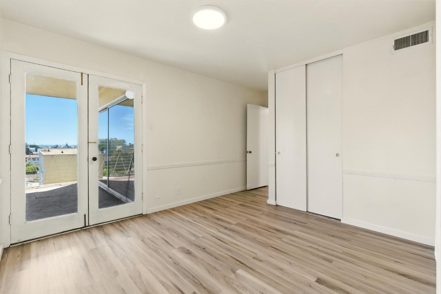 Detail Gallery Image 18 of 25 For 498 Capital St, Oakland,  CA 94610 - – Beds | – Baths