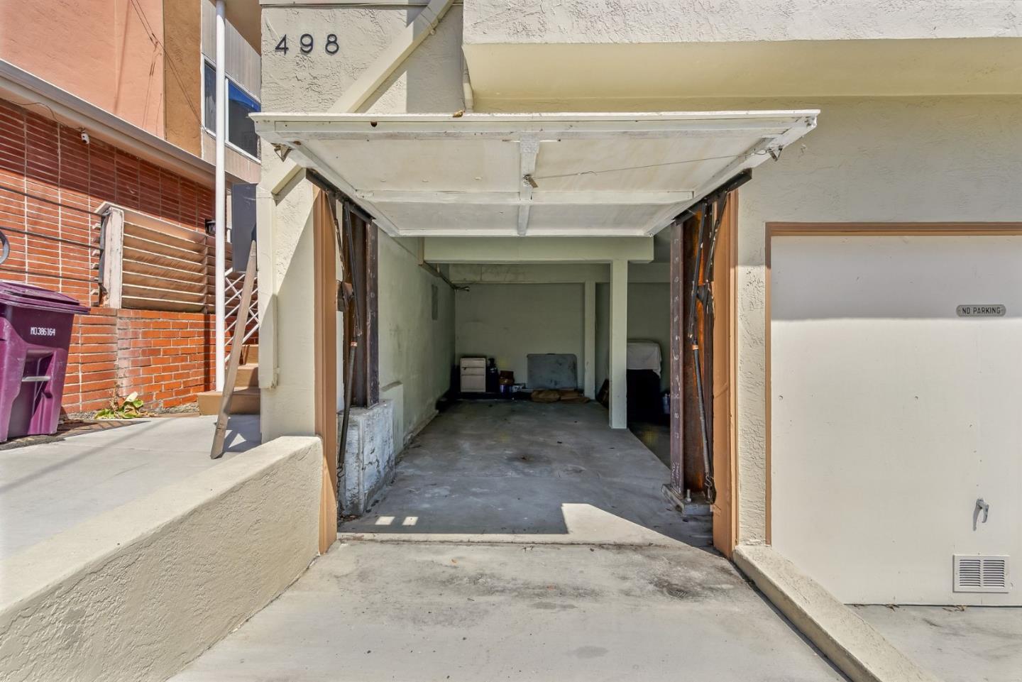 Detail Gallery Image 4 of 25 For 498 Capital St, Oakland,  CA 94610 - – Beds | – Baths