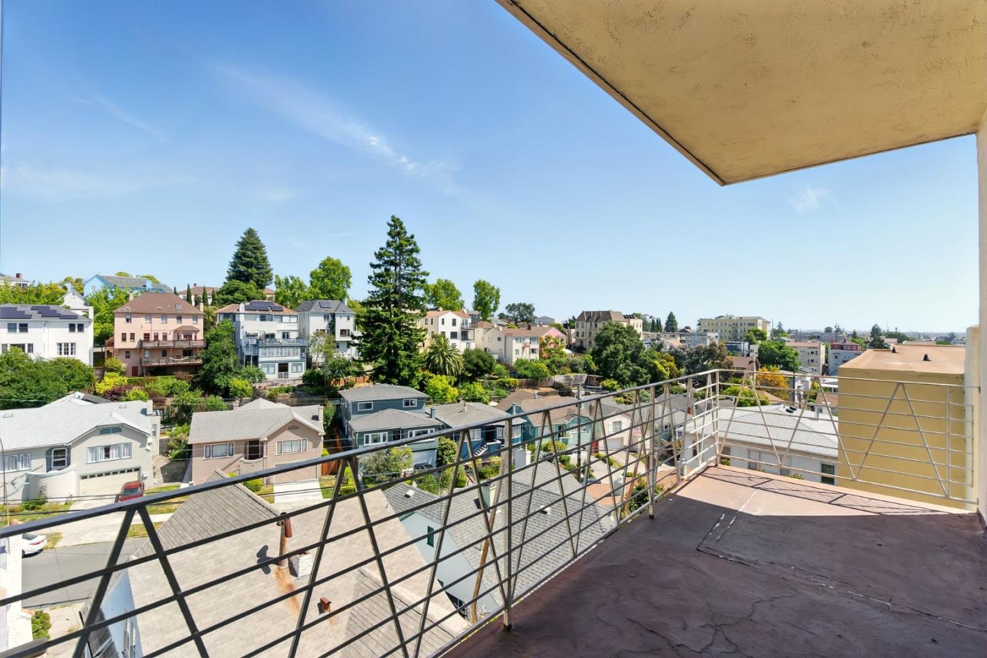 Detail Gallery Image 7 of 25 For 498 Capital St, Oakland,  CA 94610 - – Beds | – Baths