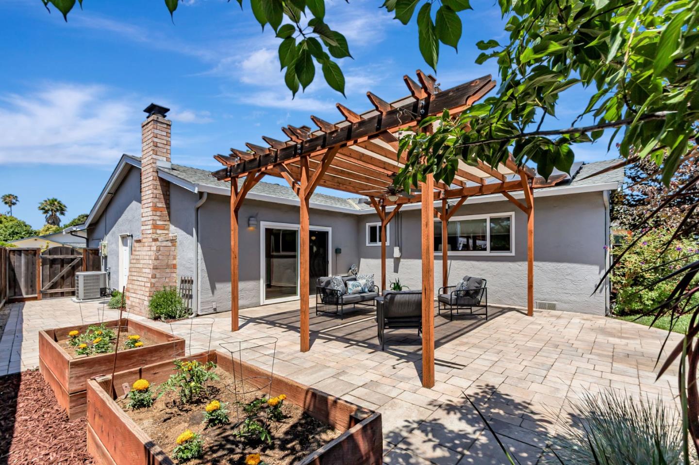 Detail Gallery Image 50 of 57 For 5412 Starcrest Dr, San Jose,  CA 95123 - 3 Beds | 2 Baths