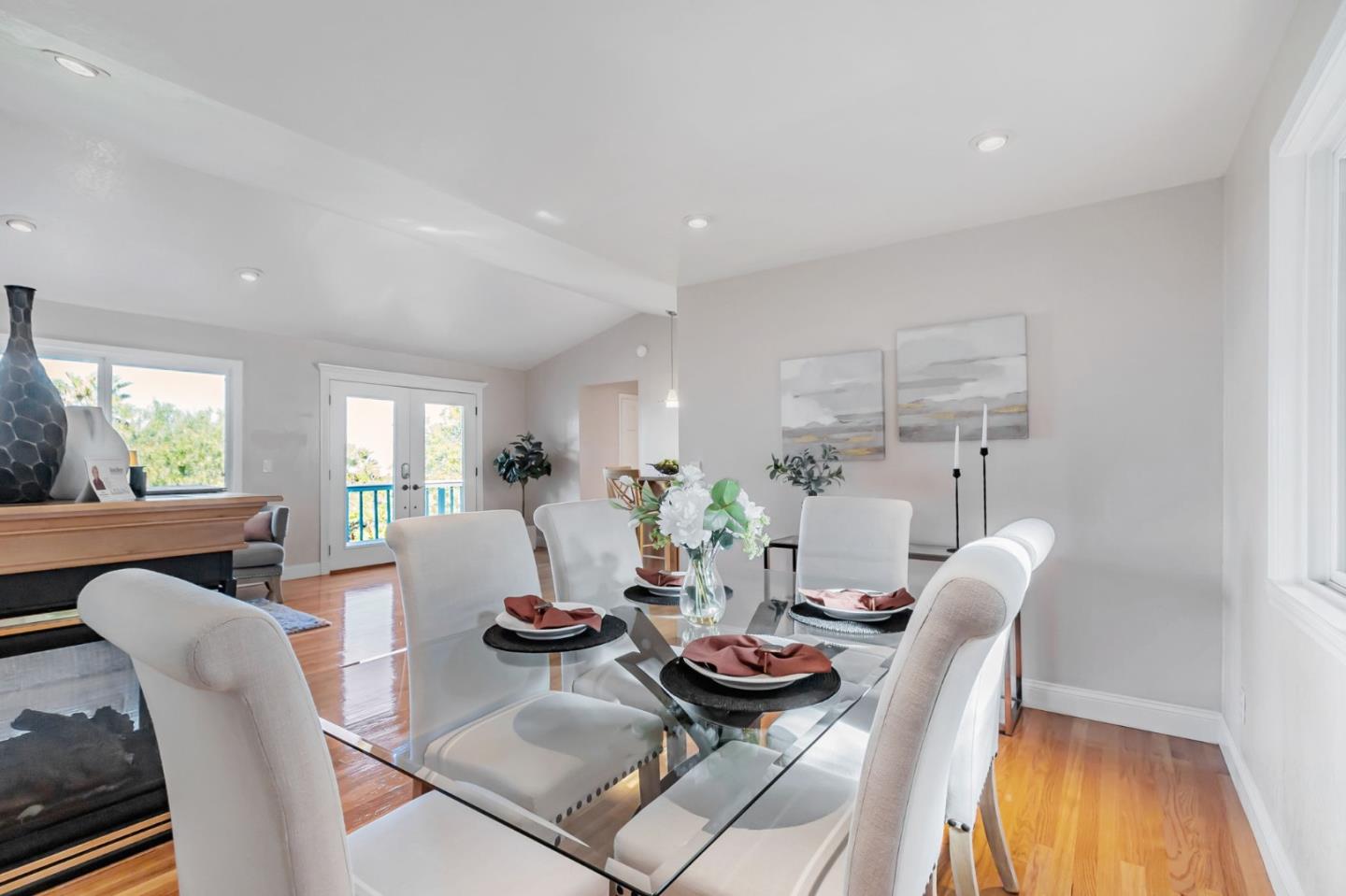 Detail Gallery Image 31 of 97 For 3449 Suncrest Ave, San Jose,  CA 95132 - 5 Beds | 2/1 Baths