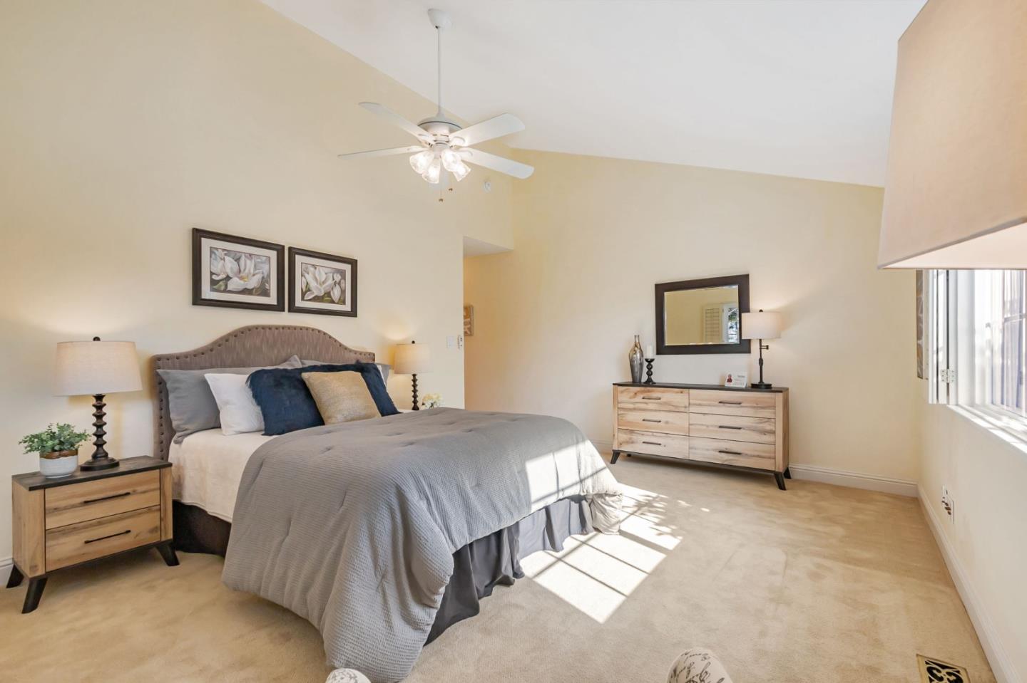 Detail Gallery Image 39 of 97 For 3449 Suncrest Ave, San Jose,  CA 95132 - 5 Beds | 2/1 Baths
