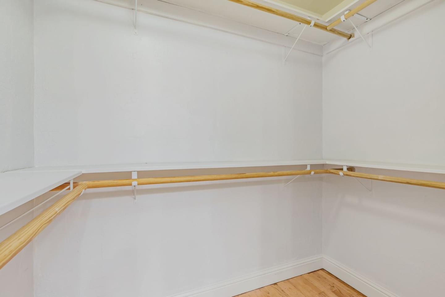 Detail Gallery Image 49 of 97 For 3449 Suncrest Ave, San Jose,  CA 95132 - 5 Beds | 2/1 Baths