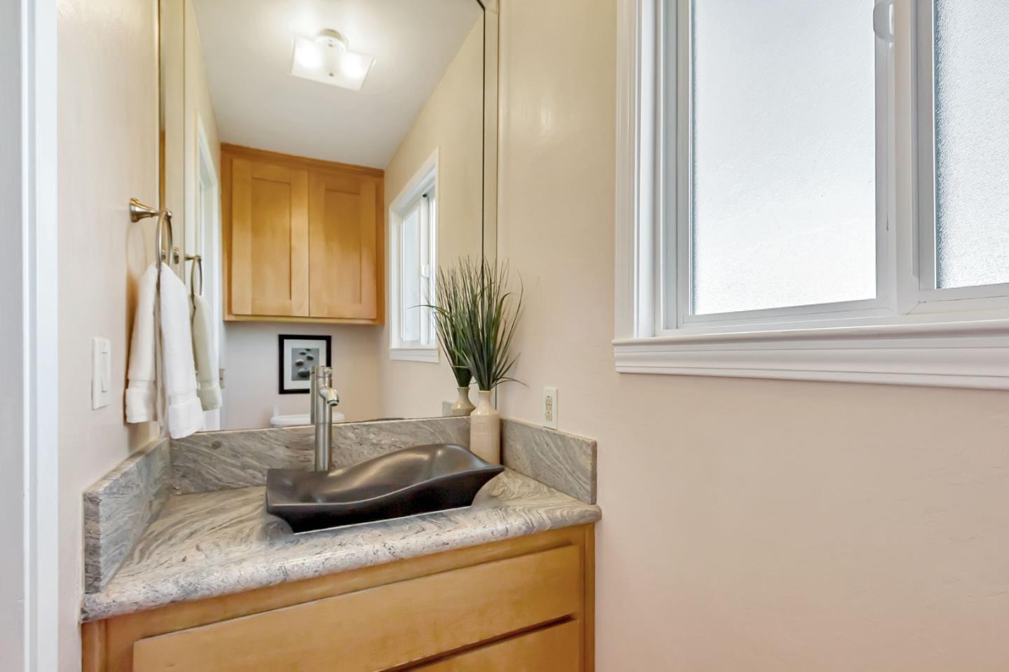Detail Gallery Image 54 of 97 For 3449 Suncrest Ave, San Jose,  CA 95132 - 5 Beds | 2/1 Baths