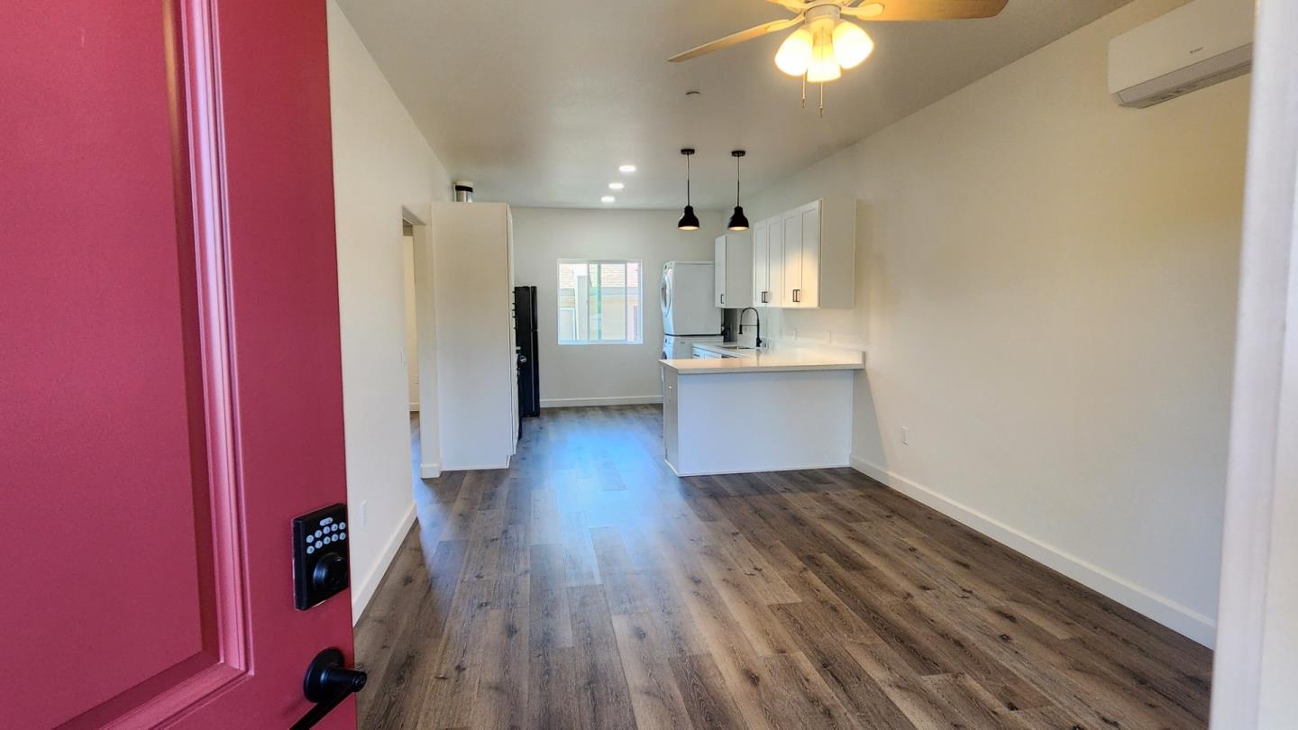 Front Image Thumbnail for ML82012253