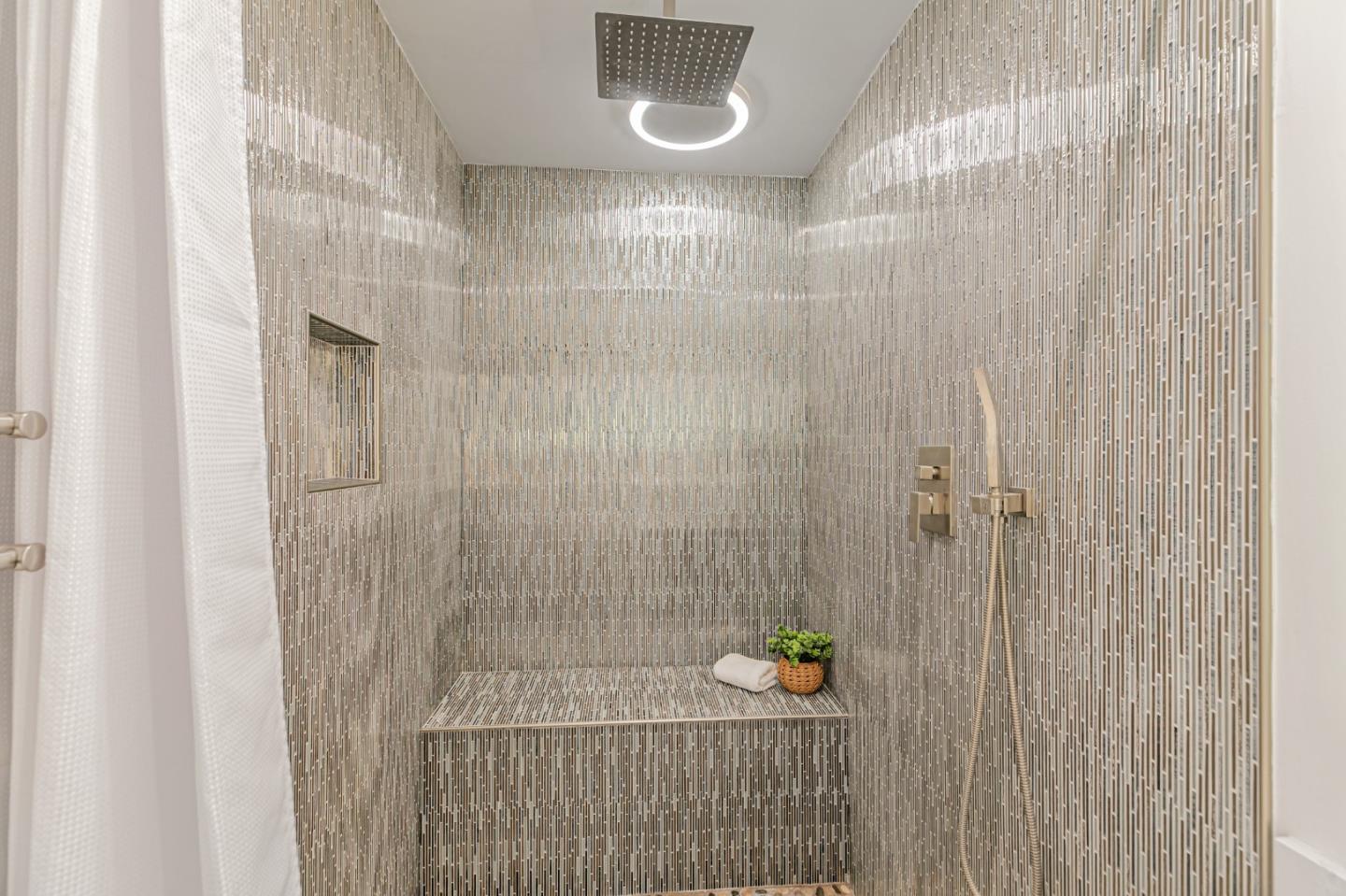 Detail Gallery Image 18 of 33 For 2489 Foxdale Dr, San Jose,  CA 95122 - 4 Beds | 2 Baths