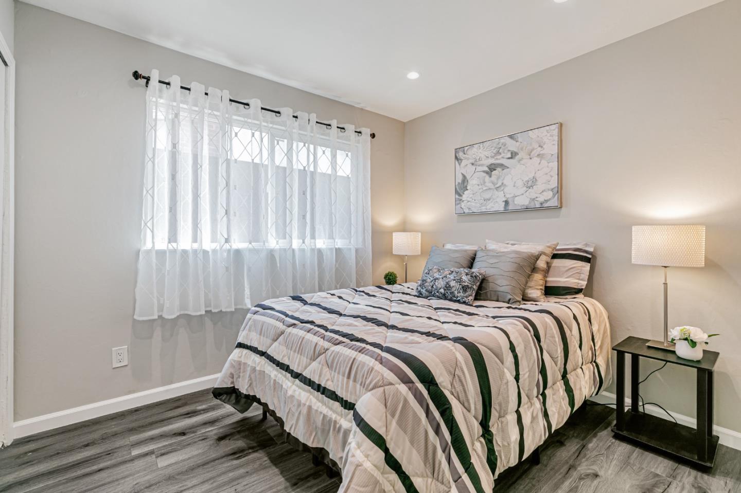 Detail Gallery Image 22 of 33 For 2489 Foxdale Dr, San Jose,  CA 95122 - 4 Beds | 2 Baths
