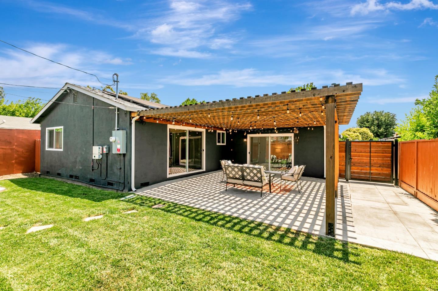 Detail Gallery Image 24 of 33 For 2489 Foxdale Dr, San Jose,  CA 95122 - 4 Beds | 2 Baths