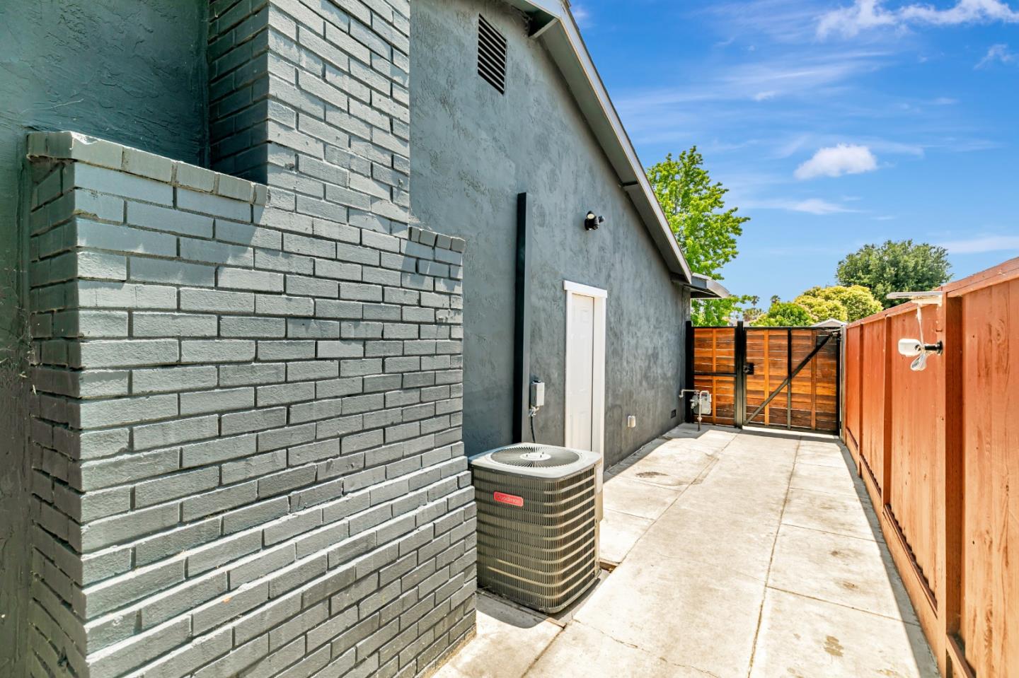 Detail Gallery Image 32 of 33 For 2489 Foxdale Dr, San Jose,  CA 95122 - 4 Beds | 2 Baths