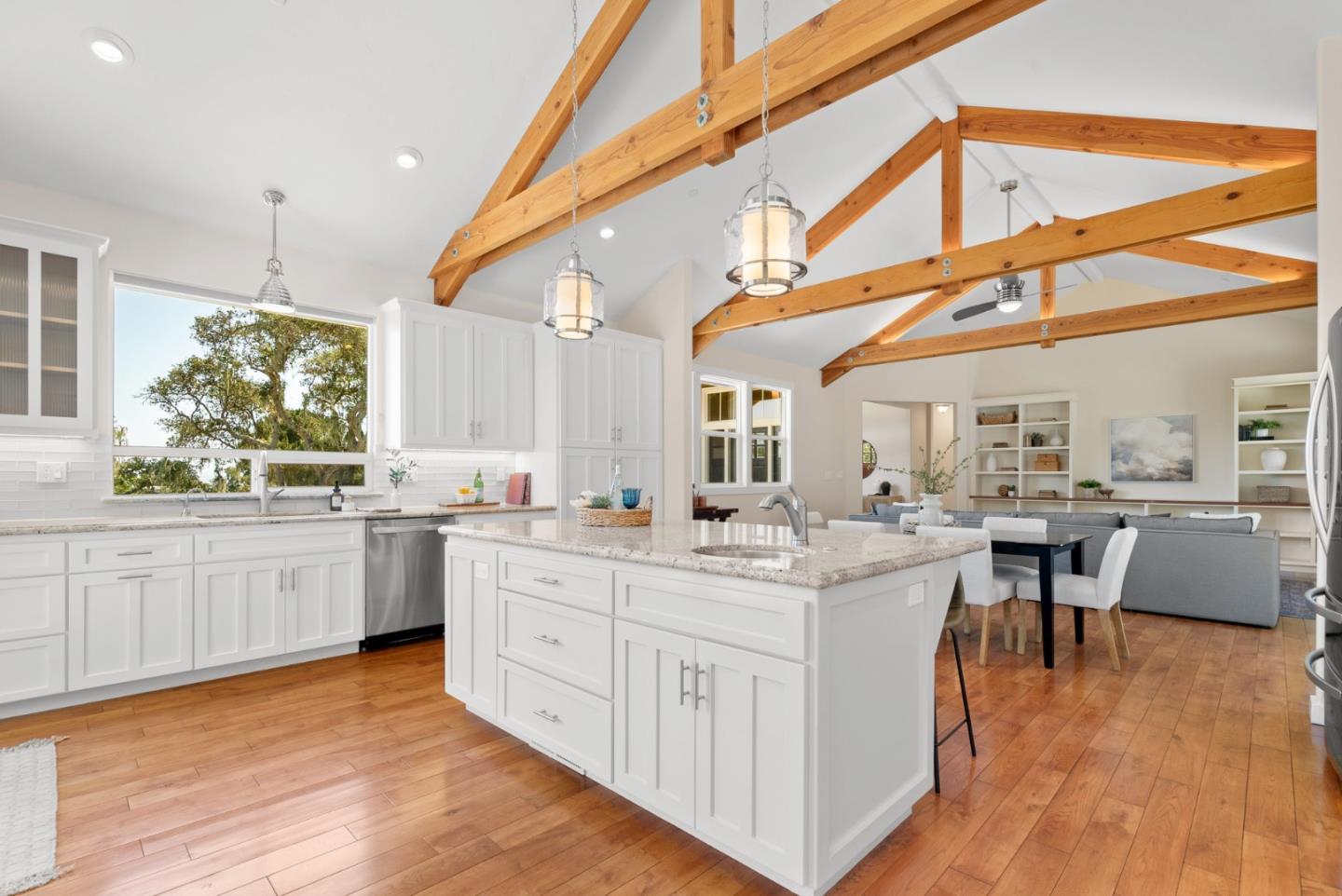 Detail Gallery Image 13 of 54 For 3030 Haas Dr, Aptos,  CA 95003 - 3 Beds | 3/1 Baths