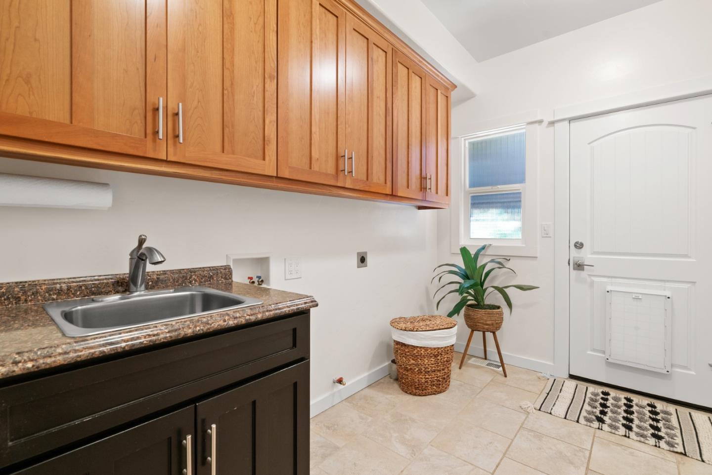 Detail Gallery Image 39 of 54 For 3030 Haas Dr, Aptos,  CA 95003 - 3 Beds | 3/1 Baths