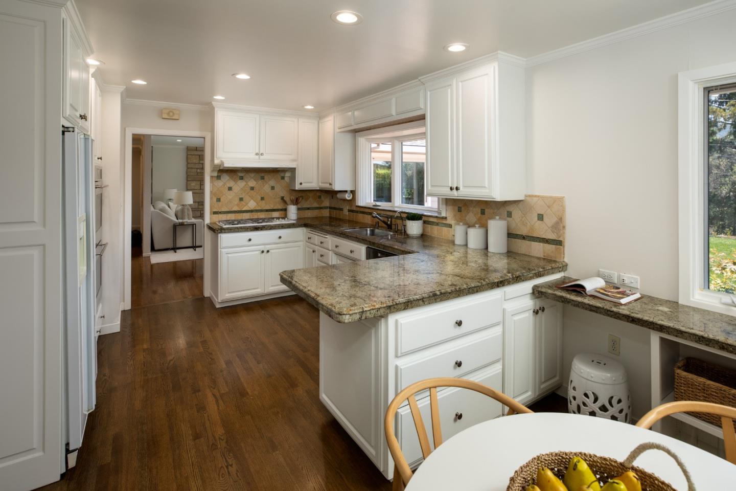 Detail Gallery Image 16 of 36 For 348 Costello Dr, Los Altos,  CA 94024 - 3 Beds | 2 Baths