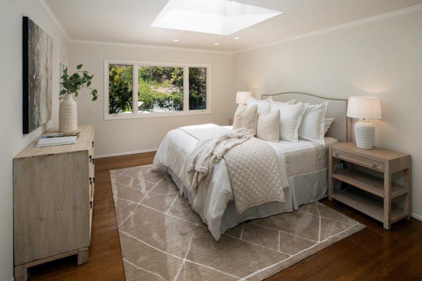 Detail Gallery Image 18 of 36 For 348 Costello Dr, Los Altos,  CA 94024 - 3 Beds | 2 Baths