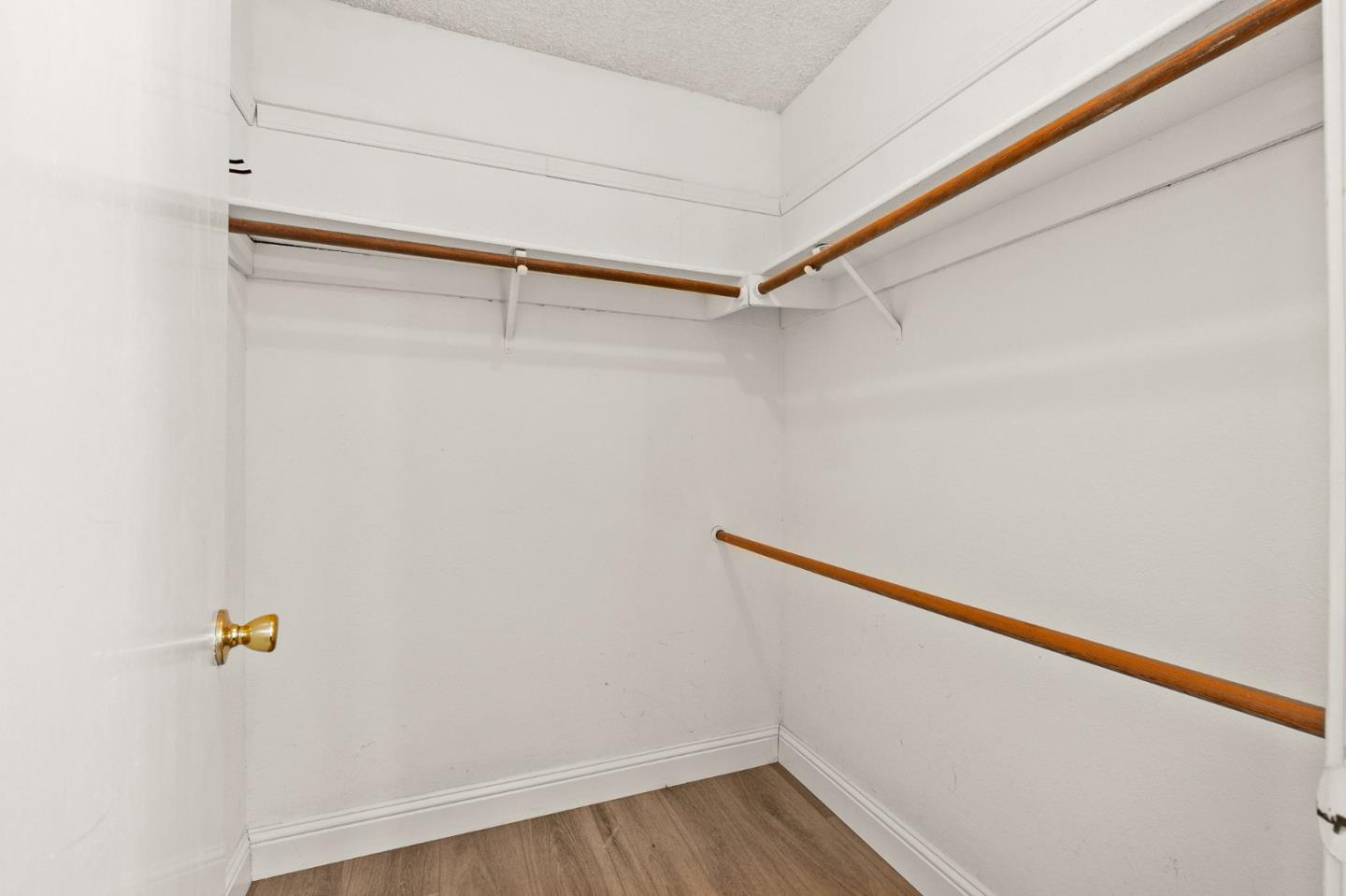 Detail Gallery Image 14 of 26 For 1014 Croyden Way, Manteca,  CA 95336 - 3 Beds | 2 Baths